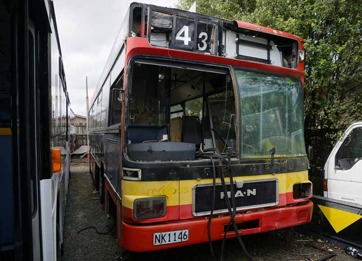 Red Bus MAN SL202 Coachwork International